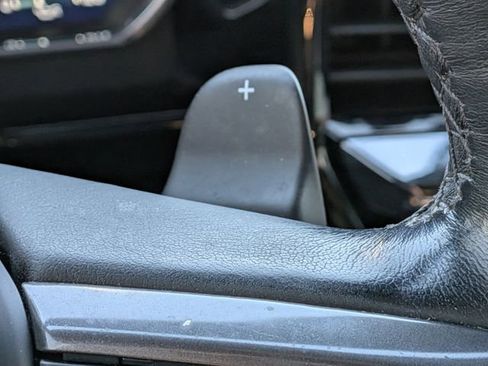 Used 2023 Chevrolet Silverado 1500 ZR2 w/ Technology Package image 32