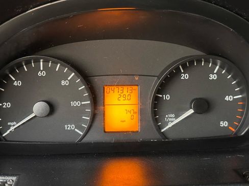 Used 2014 Mercedes-Benz Sprinter 3500 image 20