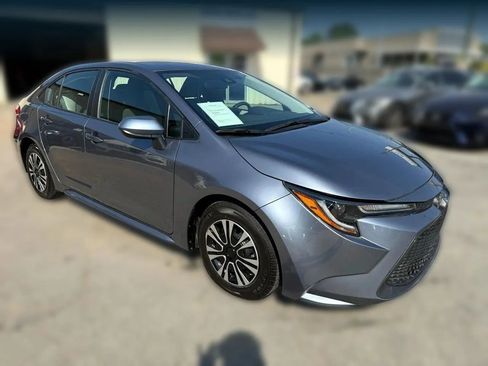 Used 2021 Toyota Corolla L image 8