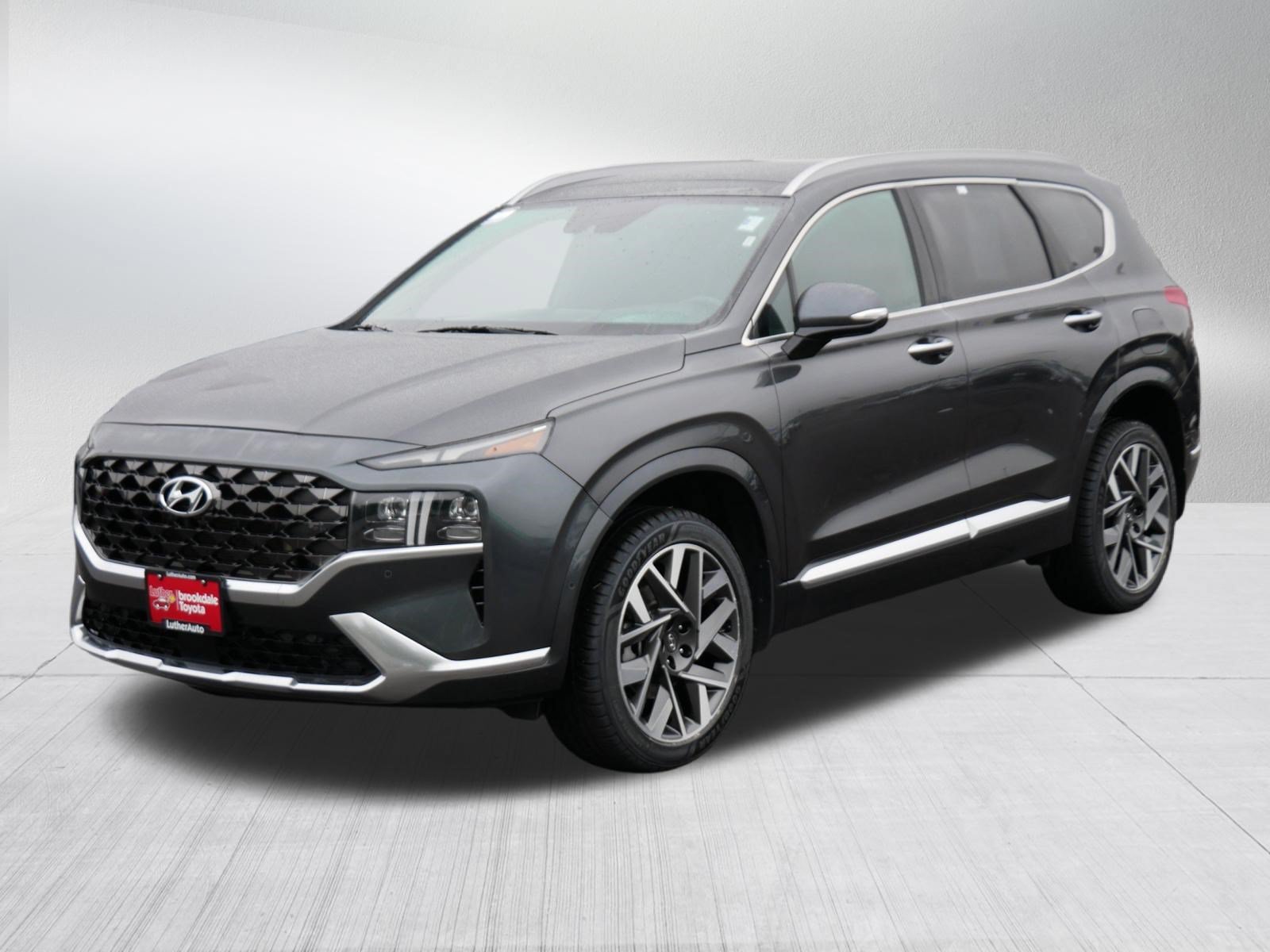 Used 2023 Hyundai Santa Fe Calligraphy AWD/4WD image 3
