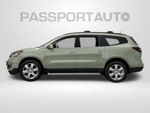 Used 2016 Chevrolet Traverse LT w/ Traveler's Package AWD/4WD image 4
