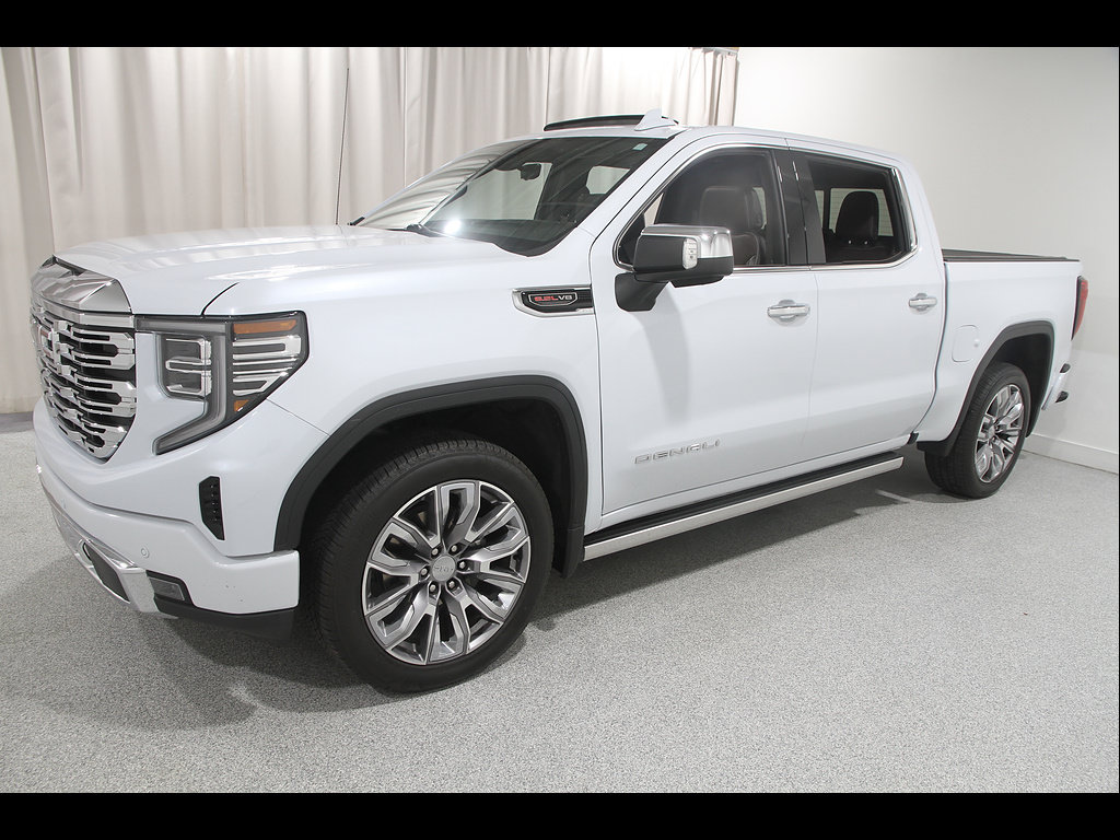 Used 2026 GMC Sierra 1500 Denali AWD/4WD image 3