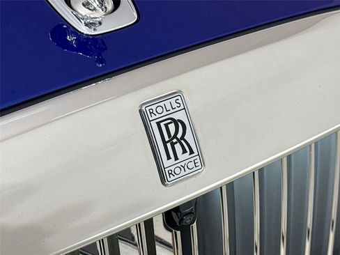 Used 2024 Rolls-Royce Spectre w/ Spectre Launch Package image 35