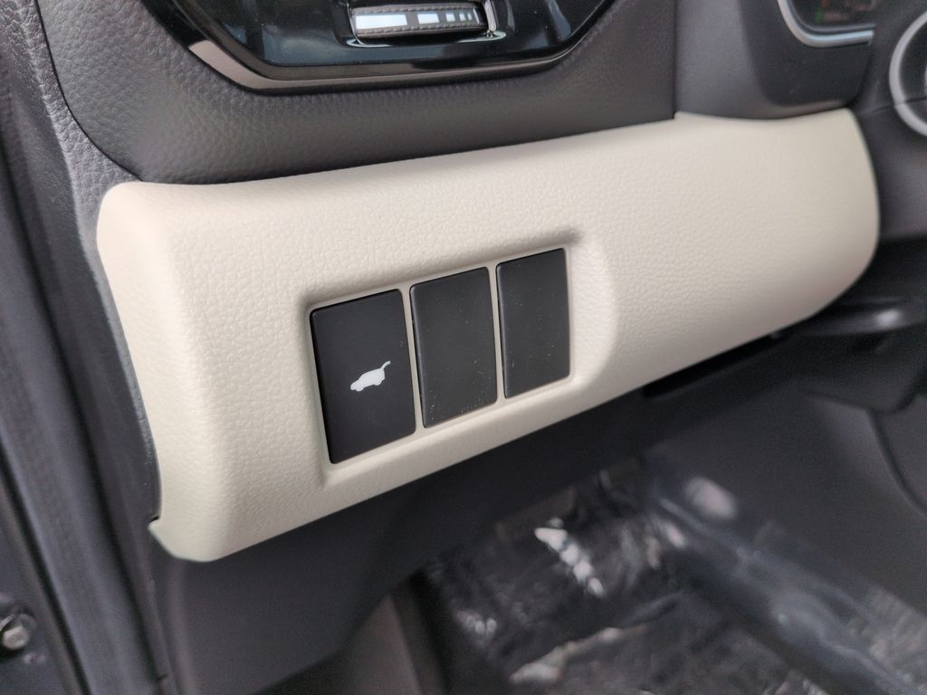New 2026 Honda Pilot Touring image 24