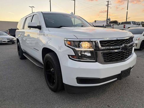 Used 2017 Chevrolet Suburban LT AWD/4WD image 11