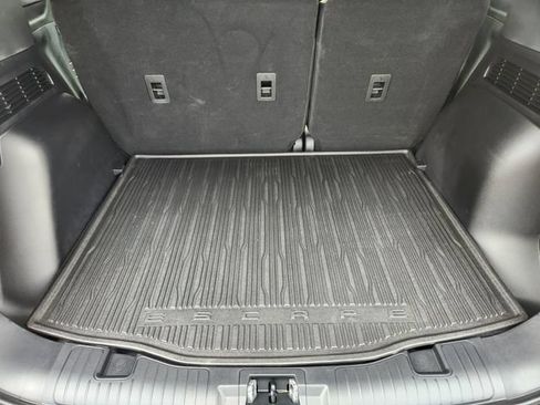 Used 2025 Ford Escape ST-Line Select w/ Tech Pack #1 AWD/4WD image 35