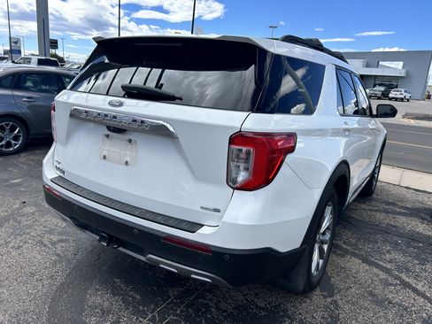 Used 2020 Ford Explorer XLT w/ Equipment Group 202A AWD/4WD image 5