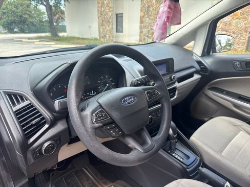 Used 2019 Ford EcoSport S FWD image 3