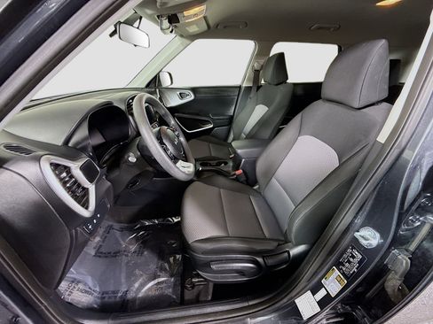 Used 2024 Kia Soul LX w/ Option Group 015 image 21