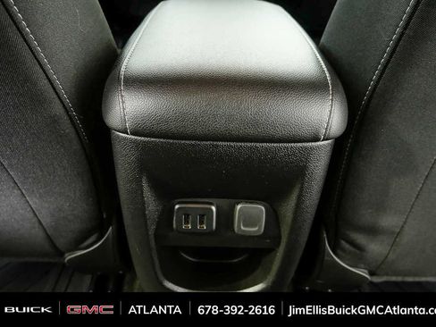 Used 2018 Chevrolet Colorado LT w/ Redline Special Edition image 18