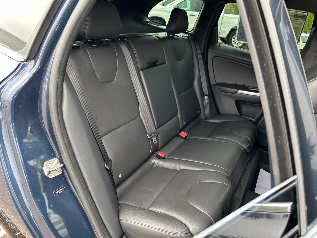 Used 2015 Volvo XC60 T6 Platinum AWD/4WD image 20