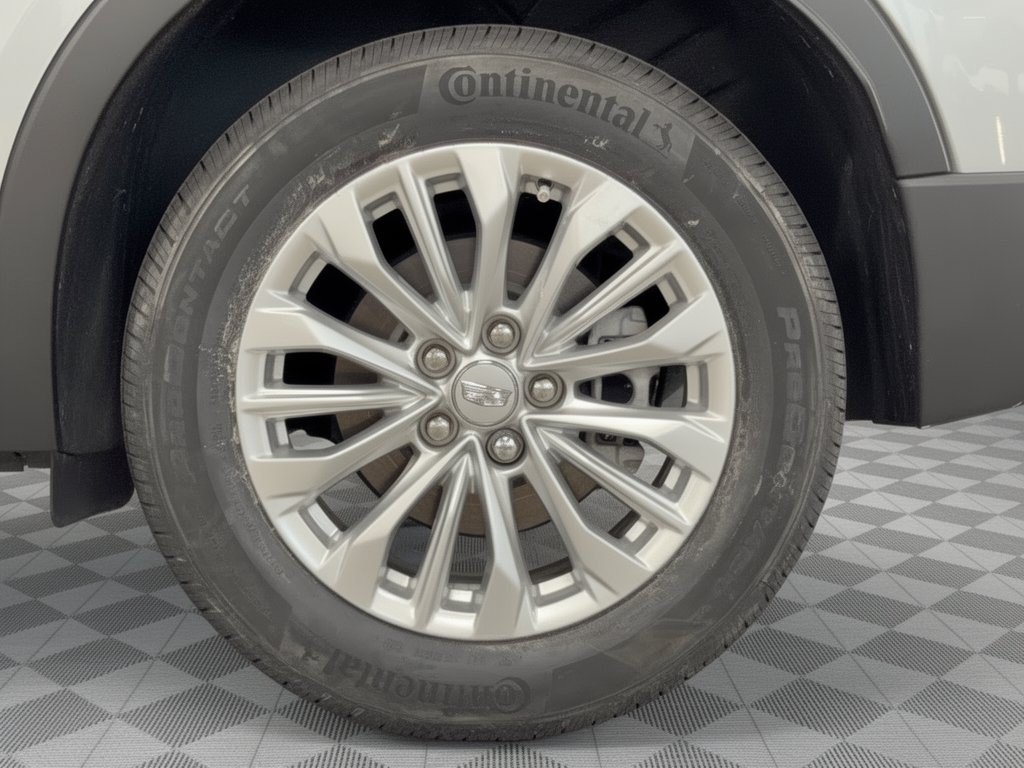 Used 2024 Cadillac XT4 Luxury FWD image 13