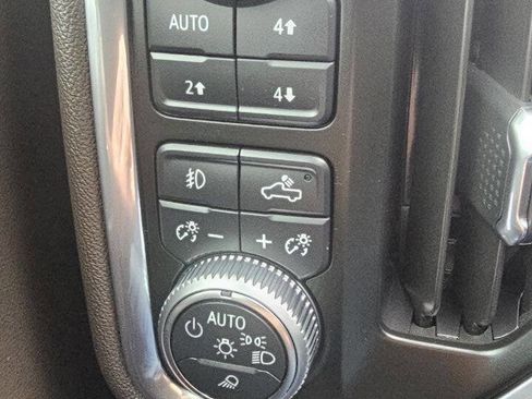 Used 2019 GMC Sierra 1500 Denali w/ Denali Ultimate Package AWD/4WD image 9