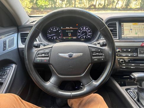 Used 2018 Genesis G80 3.8 w/ Option Group 02 RWD image 18