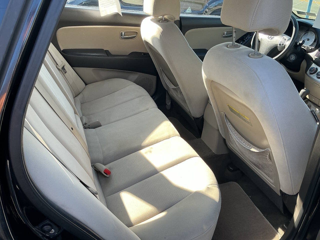 Used 2008 Hyundai Elantra SE FWD image 18