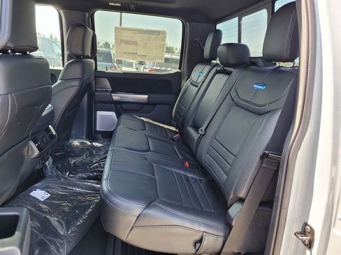 New 2025 Ford F150 Platinum w/ Equipment Group 702A High image 34