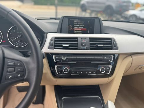 Used 2016 BMW 320i Sedan RWD image 13