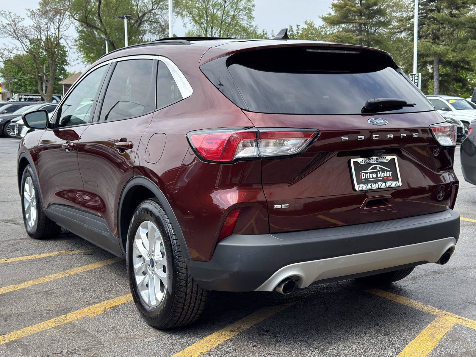 Used 2021 Ford Escape SE w/ Cold Weather Package FWD image 7