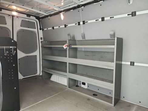 Used 2022 Mercedes-Benz Sprinter 2500 image 16