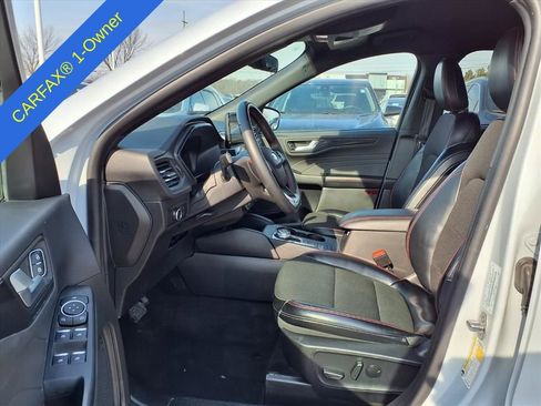 Used 2025 Ford Escape ST-Line image 18