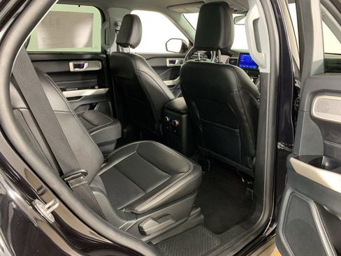Used 2023 Ford Explorer Limited w/ Equipment Group 301A image 40