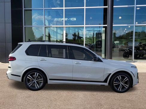 Used 2024 BMW X7 M60i w/ Executive Package image 4