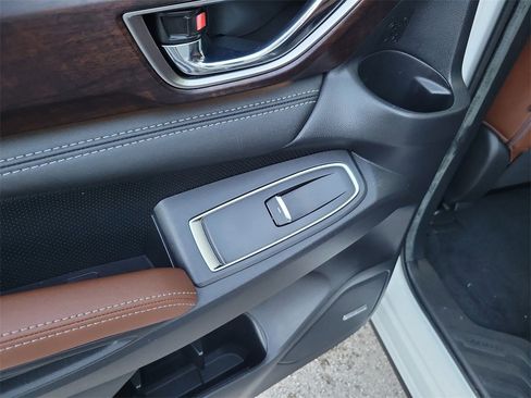 Used 2023 Subaru Ascent Touring image 12