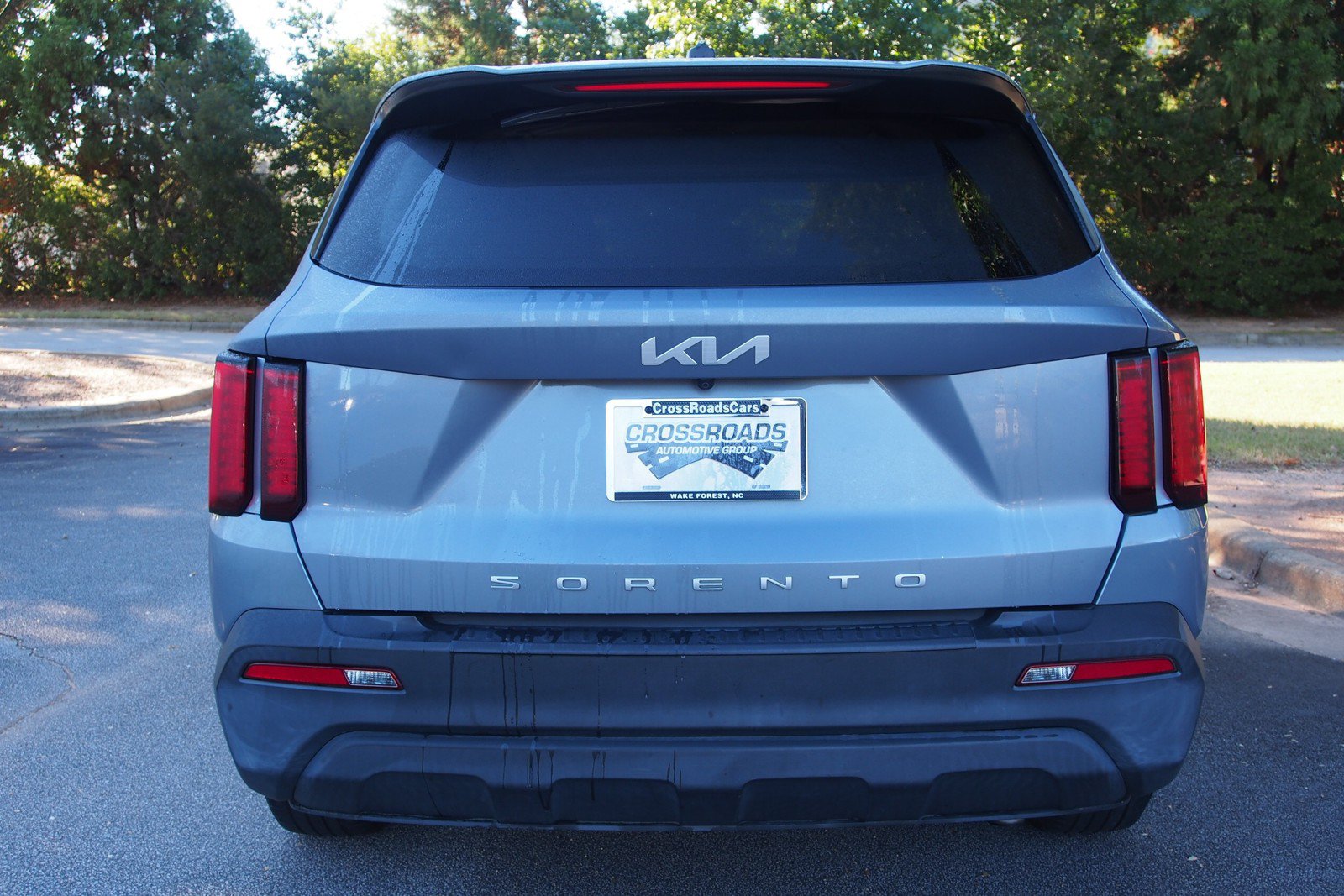 Used 2022 Kia Sorento LX FWD image 6