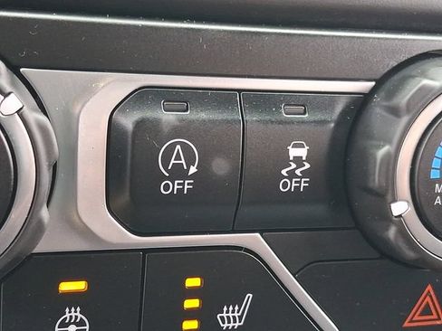 Used 2021 Jeep Gladiator Sport AWD/4WD image 30