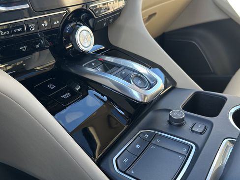 Used 2023 Acura MDX SH-AWD w/ Technology Package image 27