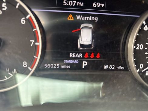 Used 2021 Nissan Rogue SV w/ Premium Package FWD image 2