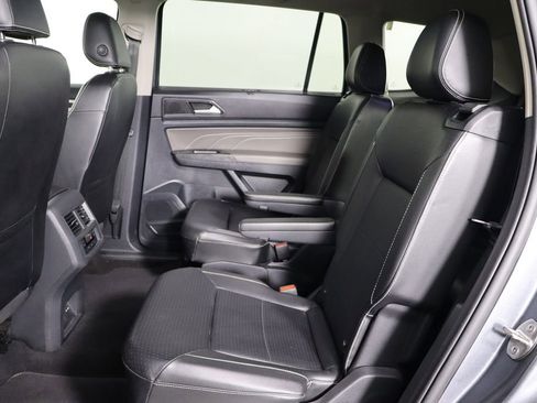 Used 2022 Volkswagen Atlas SE FWD image 15