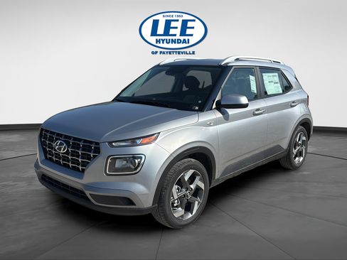 New 2026 Hyundai Venue SEL FWD image 7