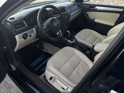 Used 2013 Volkswagen Jetta SE image 10