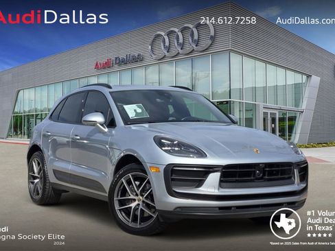 Used 2023 Porsche Macan image 1
