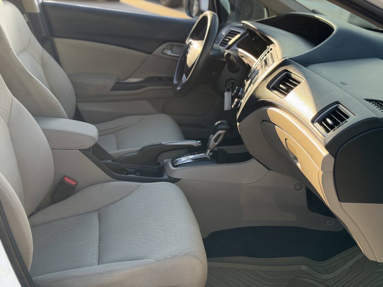 Used 2014 Honda Civic LX image 16