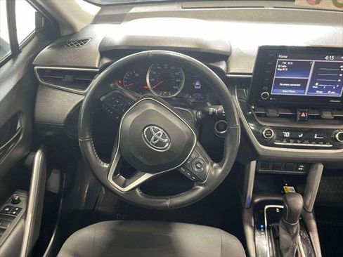 Used 2022 Toyota Corolla Cross LE w/ Moonroof Package AWD/4WD image 13