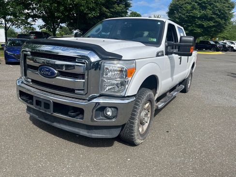 Used 2016 Ford F250 XLT w/ XLT Value Package AWD/4WD image 3