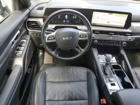 Certified 2023 Kia Telluride EX X-Line AWD/4WD image 12