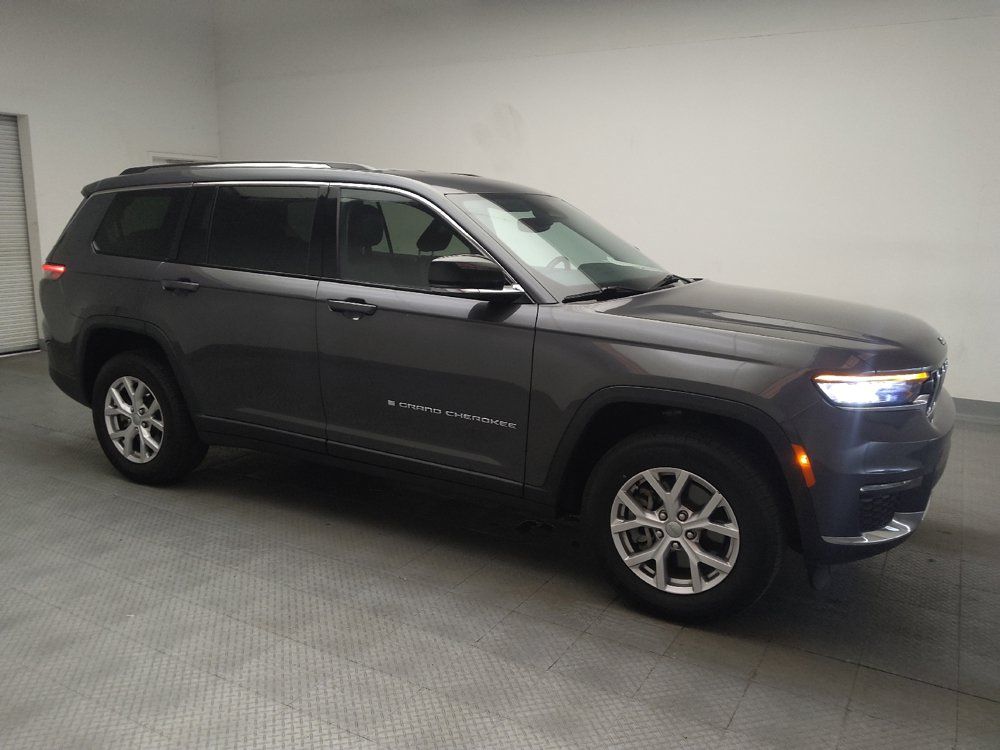 Used 2022 Jeep Grand Cherokee L Limited RWD image 11