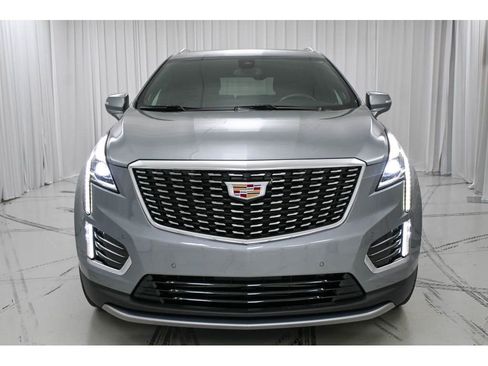 Certified 2024 Cadillac XT5 Premium Luxury image 3