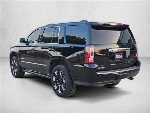 Used 2019 GMC Yukon Denali w/ Denali Ultimate Package image 8