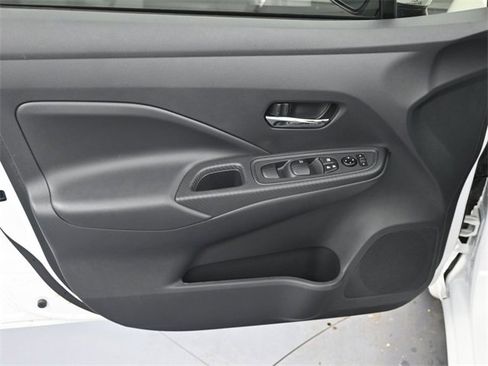 Used 2025 Nissan Versa SV w/ Trunk Package image 11