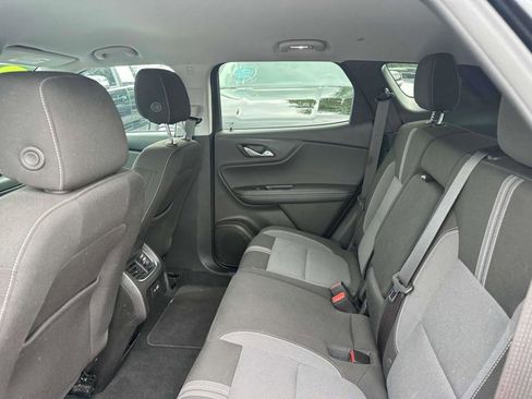 Used 2024 Chevrolet Blazer LT image 10