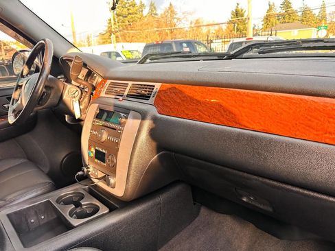 Used 2008 GMC Sierra 1500 SLT w/ Z71 Off-Road Package image 45