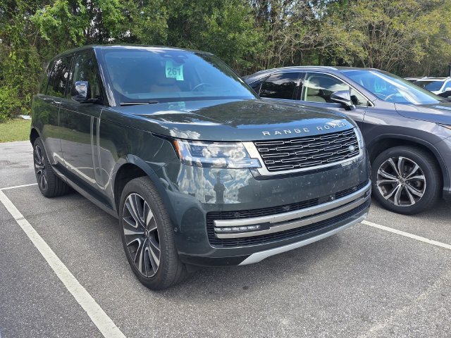 Used 2024 Land Rover Range Rover SE AWD/4WD image 1