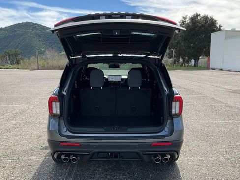 New 2026 Ford Explorer ST w/ Sun And Sound Package image 14