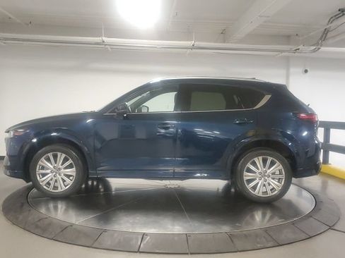 Used 2023 MAZDA CX-5 Signature AWD/4WD image 14