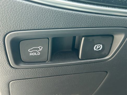 Used 2025 Genesis GV70 2.5T image 26