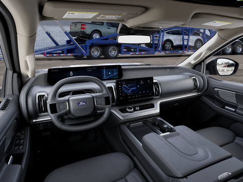 New 2027 Ford Expedition Platinum w/ Driver's Package AWD/4WD image 9